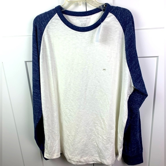 NWT American Eagle Men’s XXL Long Sleeve Tee White Blue Raglan Sleeves - Picture 1 of 5
